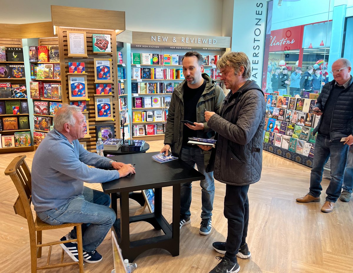 @WstonesBburn Thanks for having me! 

⚽️ 📕 ✍️