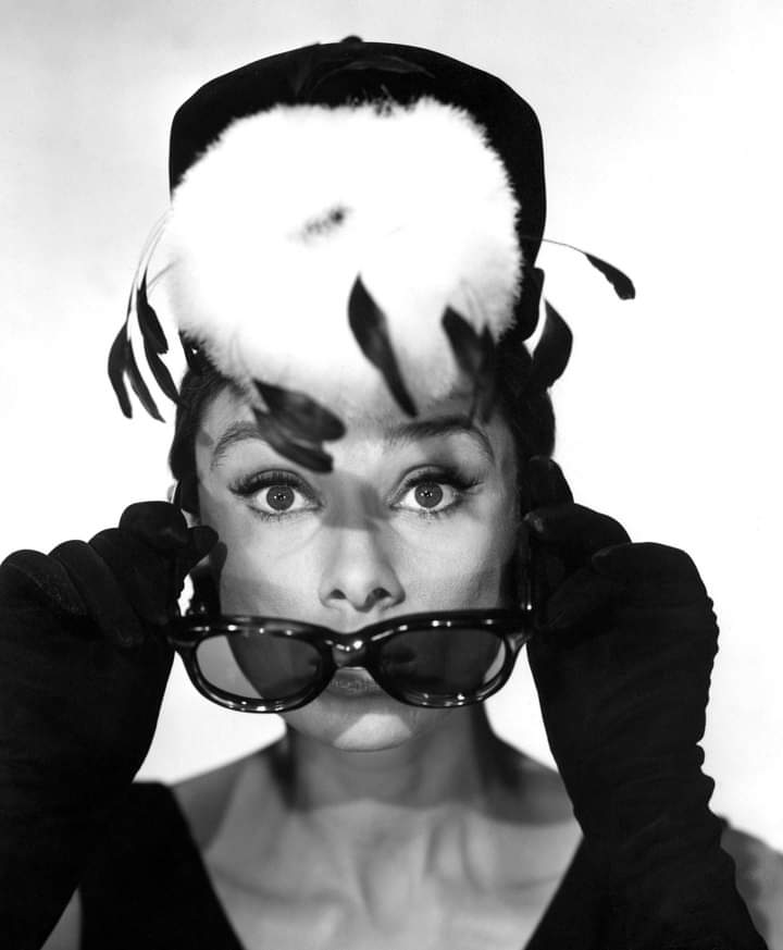 #AudreyHepburn 🖤🤍