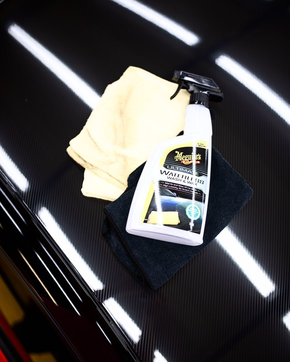 Weekend Waterless, The safest way to wipe down your car without water.

#meguiars #meguiarsuk #porsche #carwash