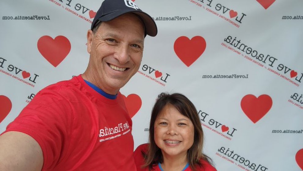 wong_weisel's tweet photo. Giving back to my city of Placentia on this Love Placentia Day 💜 https://t.co/xdHFpO5gmA