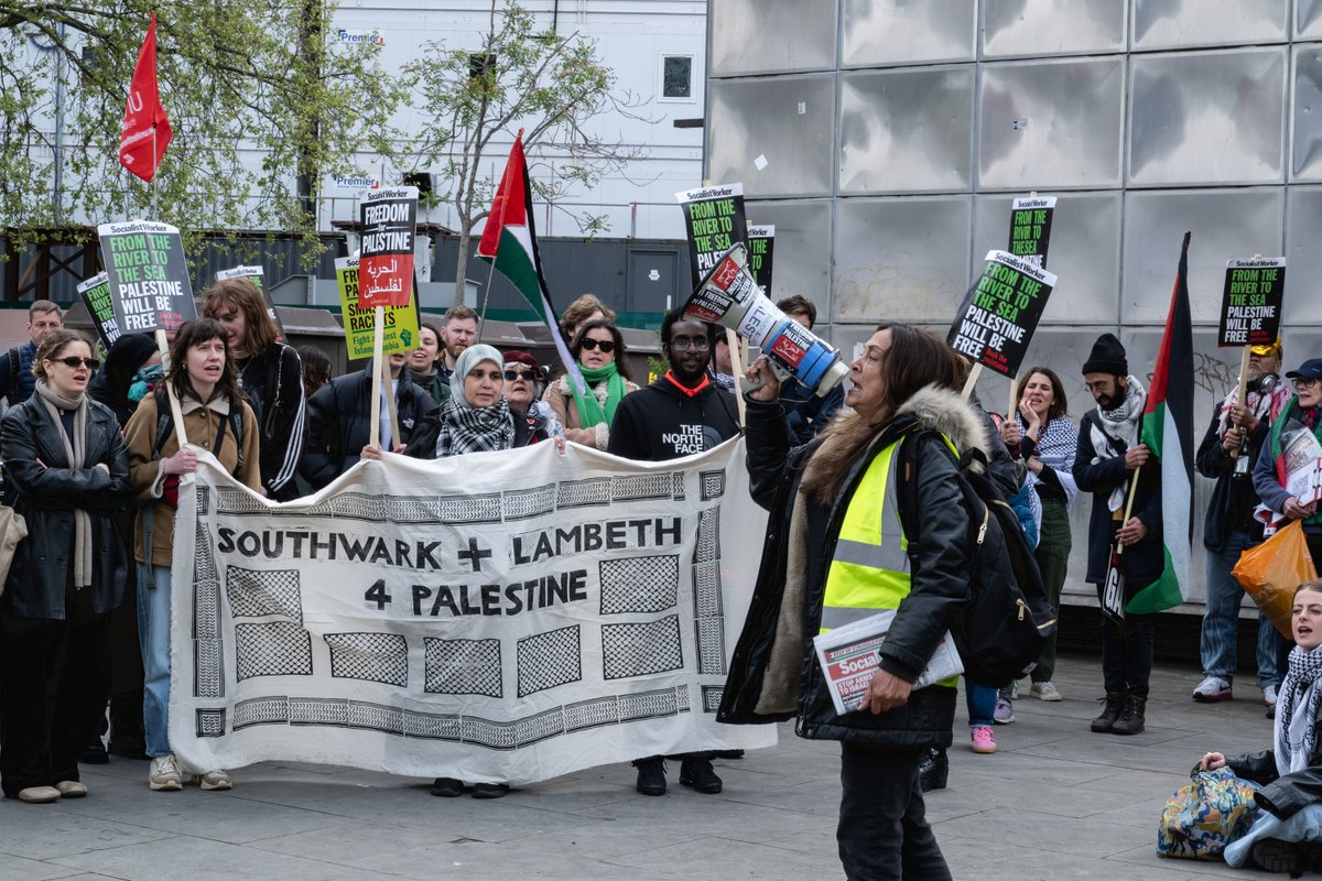 Lambeth and Southwark march to the US Embassy 24/7 picket. #Palestine #Gaza #GazaGenocides #GazaSolidarityEncampment Pictures by @GuySmallman