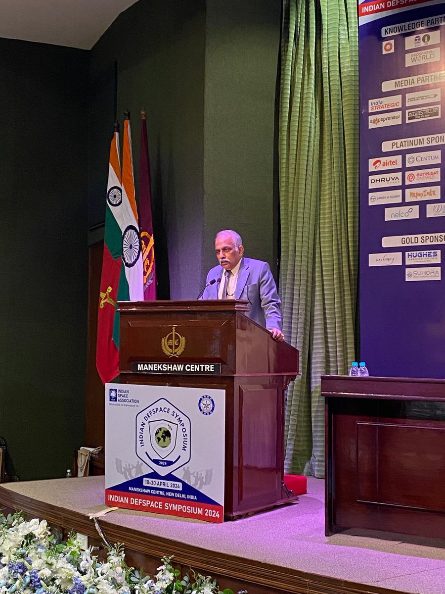 LT GEN V.G. Khandare PVSM AVSM SM (Retd.) @VGK_India- Principal Advisor, MoD at #DefSpaceSymposium as a Special Invitee! His address shed light on the strategic importance of air and space defense.