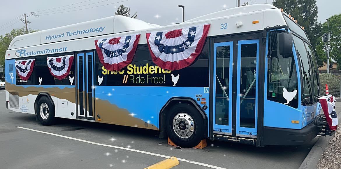 PetalumaTransit's tweet photo. Our drivers and buses are ready to mooooooove 🐄 you to the Butter &amp; Egg 🐣Days parade-FREE, TODAY 4/20/24.   The Butter &amp; Egg Days shuttle will pick you up at the Eastside Transit Center (Safeway). Shuttles depart every 15-min! For more information visit https://t.co/wcZiQrtHzx https://t.co/Umi74vXJZf
