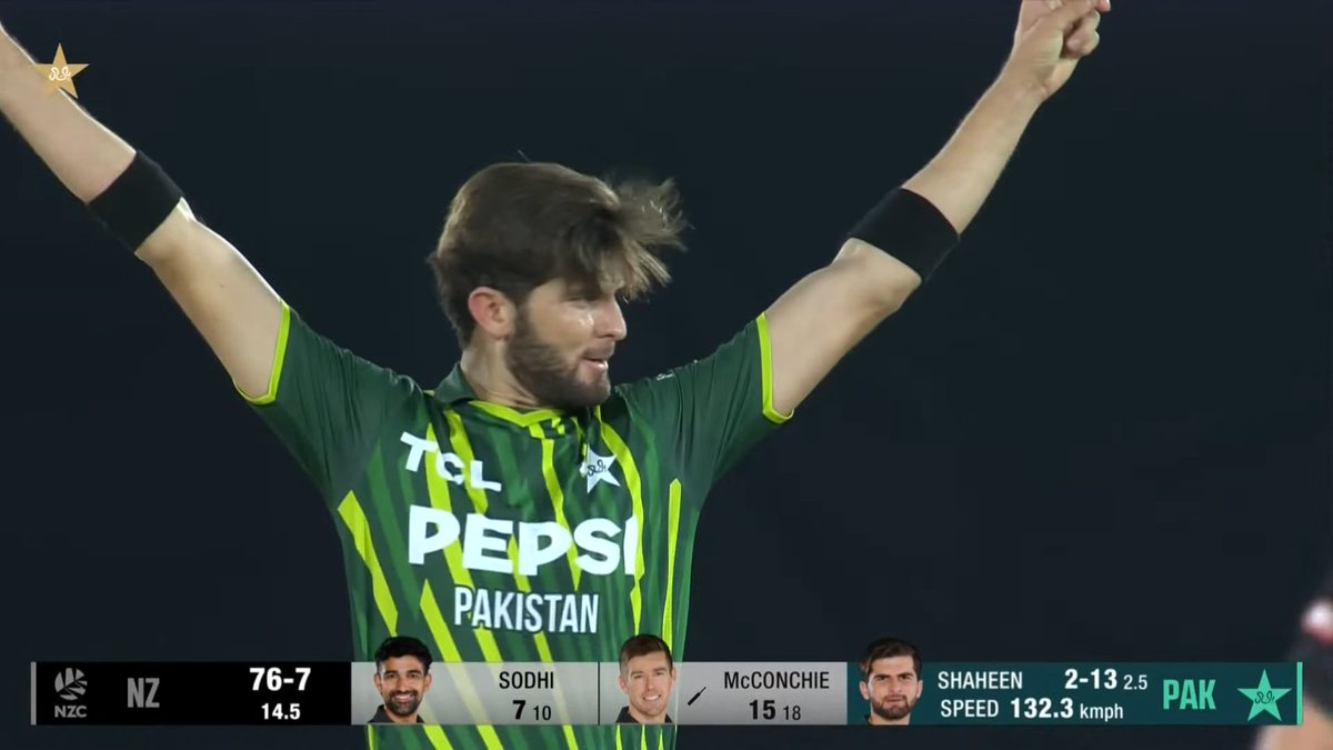 Shaheen Shah Afridi dismiss McConchie 🙌 #PAKvNZ | #PakistanCricket