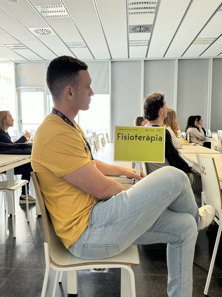 Grau en Fisioteràpia a <a href="/TecnoCampus/">TecnoCampus</a> #JPO vine i estudia amb nosaltres 👇🏼👇🏼<a href="/bicholomo/">Guillem Martínez</a> 🔝