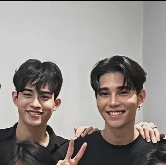 Look how JBC is the prettiest partners who have a dual side of them... Hot JBC with adorable sunshine smile🖤☺️ The way they give me comfort in my hard days without their knowing