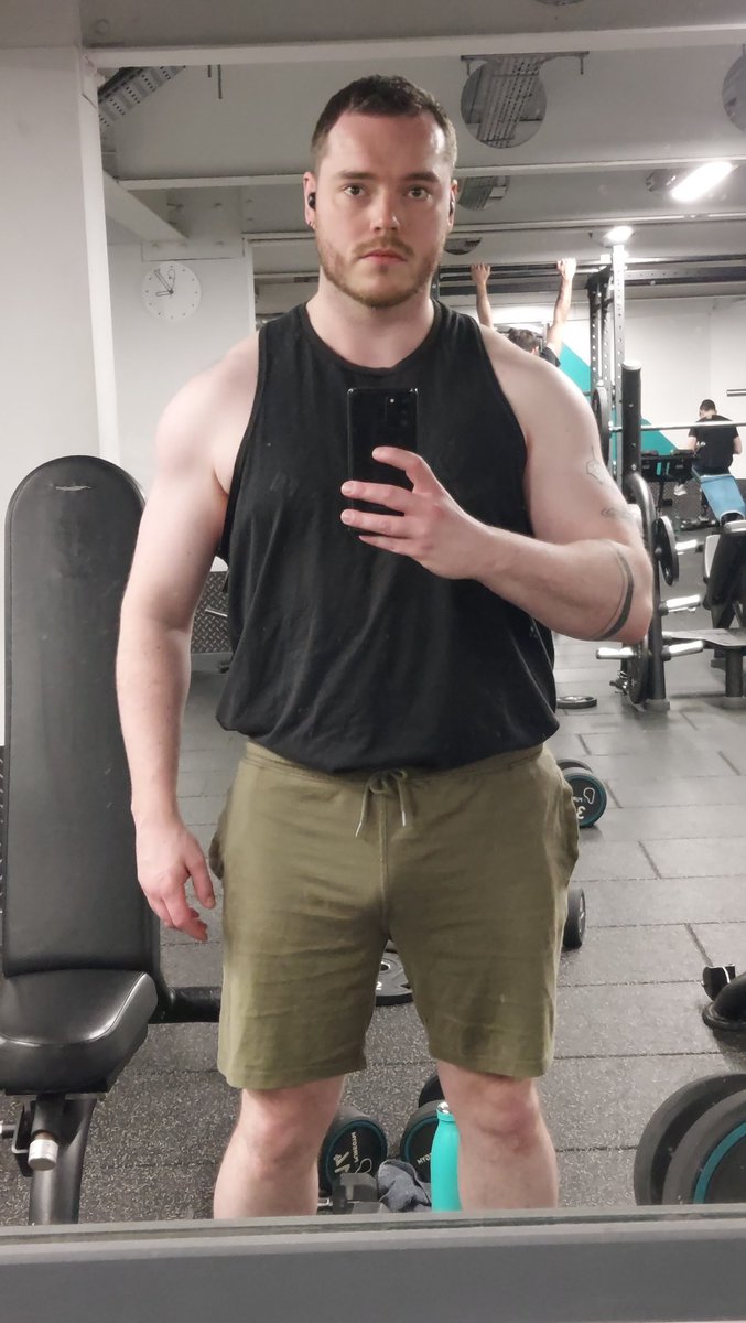 MTFlavouring's tweet photo. Ok, so the hair may be out of reach, but if I could punch through just a little bit of time, like 30 secs, I'd be happy. Gonna shoot for those Obeka shoulders!
#mtgfit https://t.co/7wAxLLWSNw