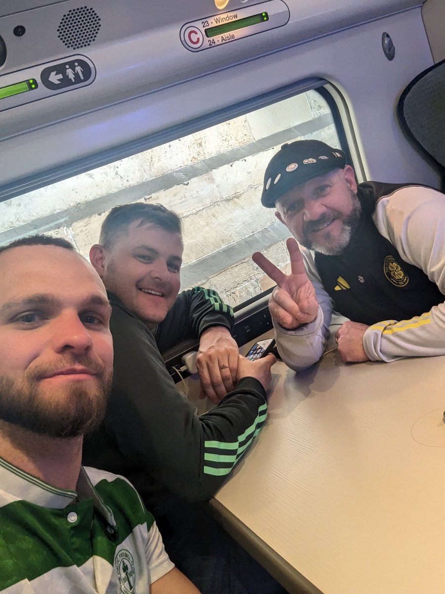 Planes,Trains & Automobiles CSC 🍀🍀 Left this morning at 5am to fly from Luton and now on train at Glasgow heading back to Milton Keynes then car back to Bedford & Luton by around 10pm tonight 🤪🤪..not pretty but into the final that's all that matters HH🍀🍀#Celtic