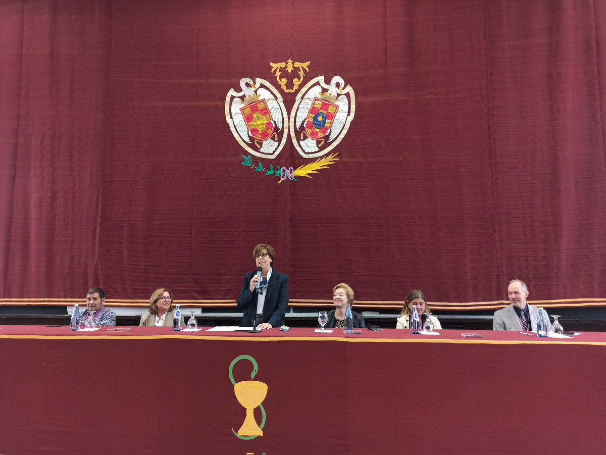 ¡Felicidades <a href="/ffarmaciaUCM/">Facultad Farmacia UCM</a>  ha sido un congreso excelente! Y en 2025 <a href="/FacultadEFP_UCM/">Facultad Enfermería, Fisioterapia y Podología UCM</a>. Os esperamos!!!