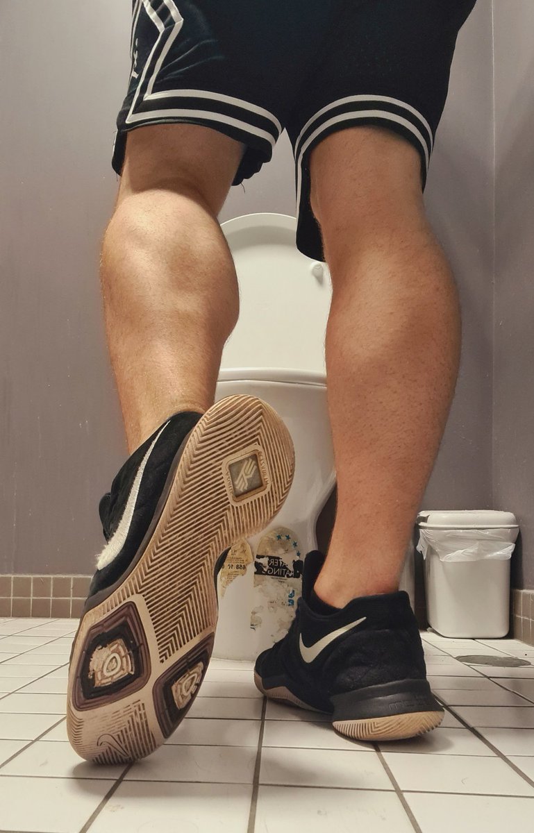 sneakerboyss19's tweet photo. https://t.co/LJf1Q8cZDl