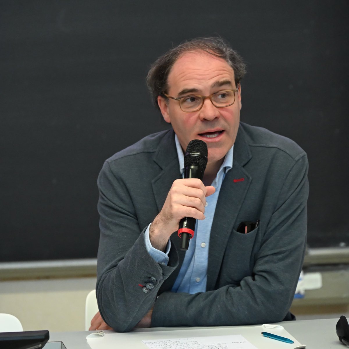 BiennaleTech's tweet image. “Siamo la prima generazione che conosce la scadenza del futuro. Noi siamo gli esseri del tempo che resta.”
Pascal Chabot discute del modo in cui viviamo il nostro tempo, cercando nella filosofia una risposta originale.
#BiennaleTech