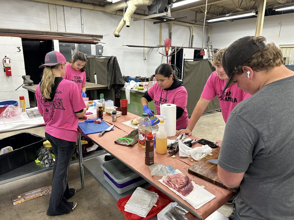 Rain ☔️ or shine ☀️ will not stop these students from competing in the Regional BBQ Qualifies! #StudentExperience