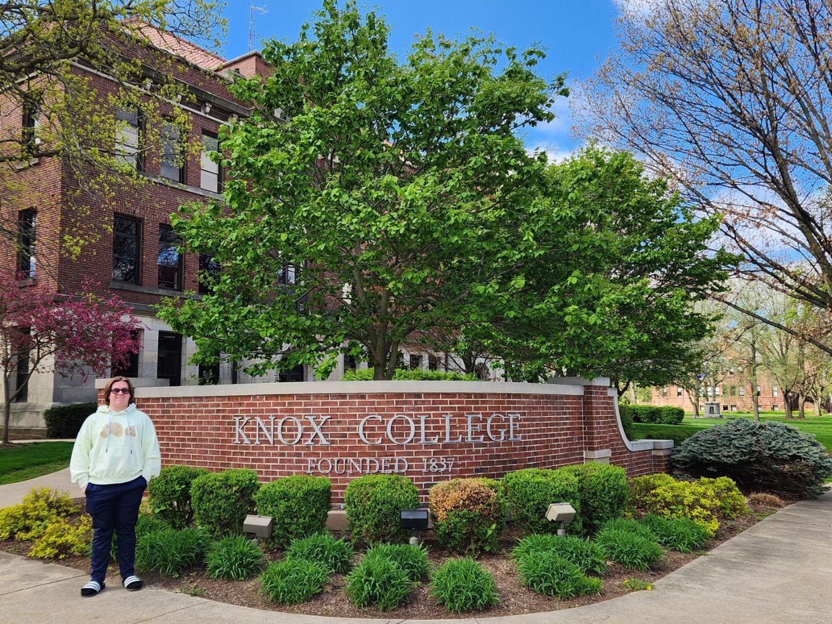 Enjoyed admitted students day at <a href="/KnoxCollege1837/">knoxcollege1837</a> yesterday and spending time with the football coaches <a href="/FB_KnoxCollege/">Knox College Football</a> ! Can’t wait for August! Walking around the campus a little this AM before heading home to CO.