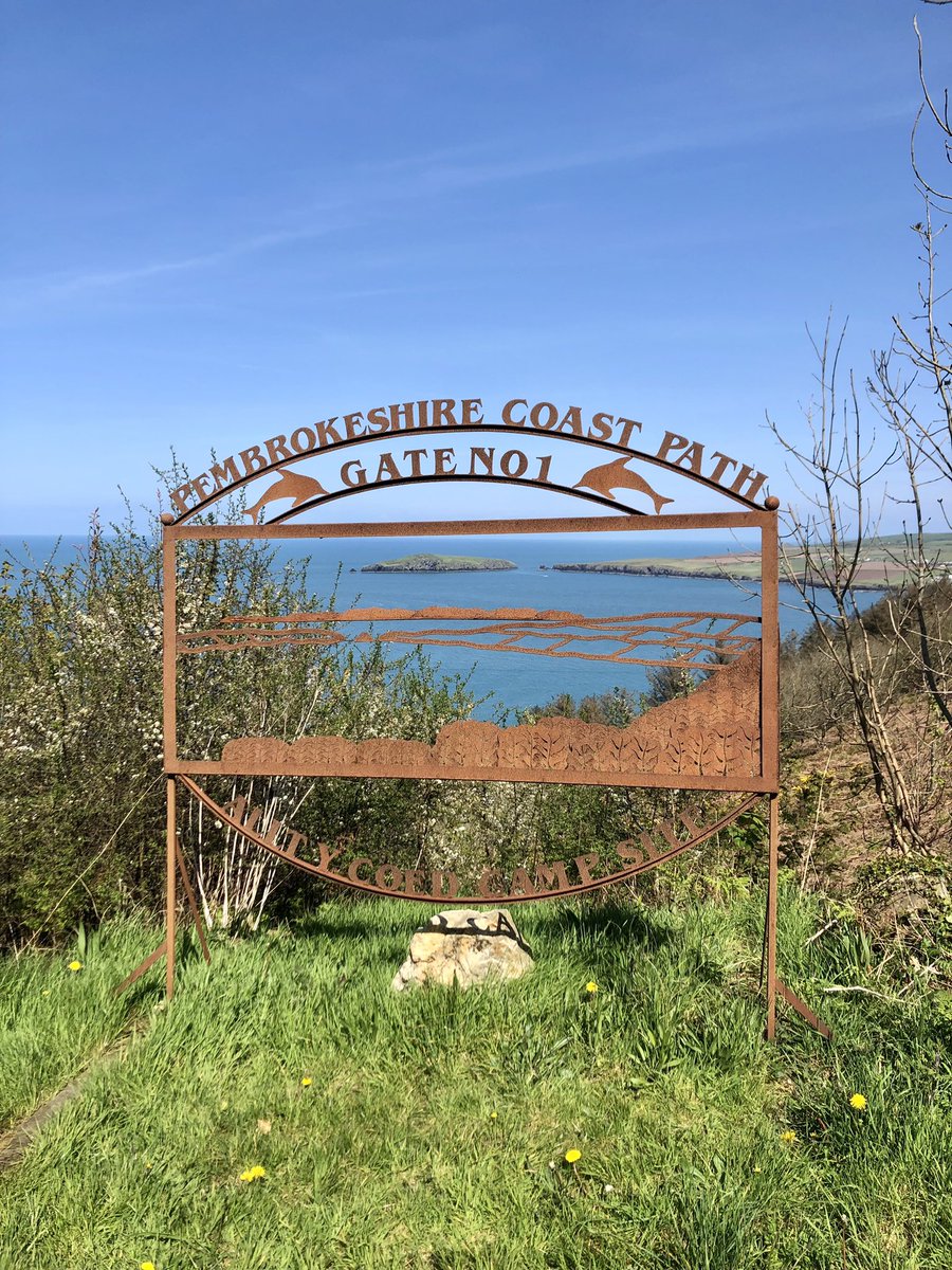 stubo37's tweet photo. Fantastic walk with the #Aberteifi #Ramblers. #Walking north from #Lechryd up to Pont Rhyd-Arbeth. Great weather, stunning views along the wooded ridges covered in bluebells.   Followed by a walk around Cemaes Head for breathtaking views. Definitely #recommended! #Poppit #Gwbert https://t.co/NQLFonZUhm