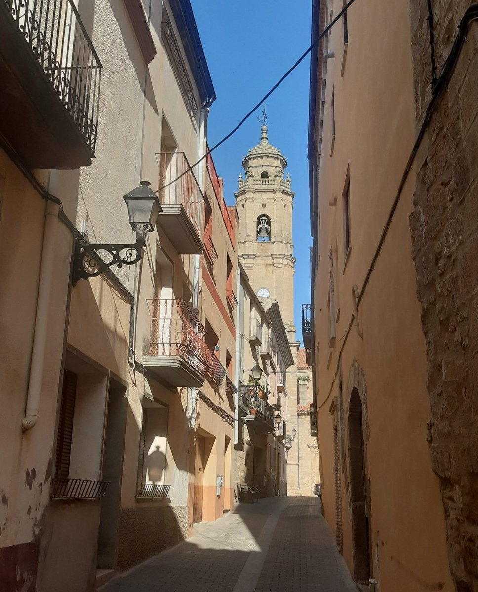 En motiu de la mobilització estatal pel poble palestí, ahir vam estar a #Gandesa amb la projecció del documental 'Més enllà del mur, cançons contra l'apartheid'. Gràcies a tothom per vindre i al @ccterraalta pel suport! #AturemElGenocidi #FreePalestine #MunicipisambPalestina