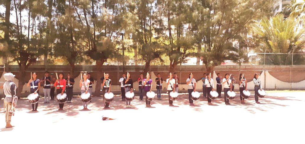 DIF_NMX's tweet photo. ✅ 40 estudiantes 📚 triquis y un profesor, de la secundaria “Paulino Martínez Delia” de #Oaxaca llegaron al Campamento Recreativo #SNDIF 🤸🏽 en Mazatlán, Sin., participan en encuentro de escoltas y bandas de guerra del 19 al 21 de abril.
🥁🥁
#SNDIF
#ElDIFCercaDeTi
@DIF_Oaxaca https://t.co/tzZqeRZz9z