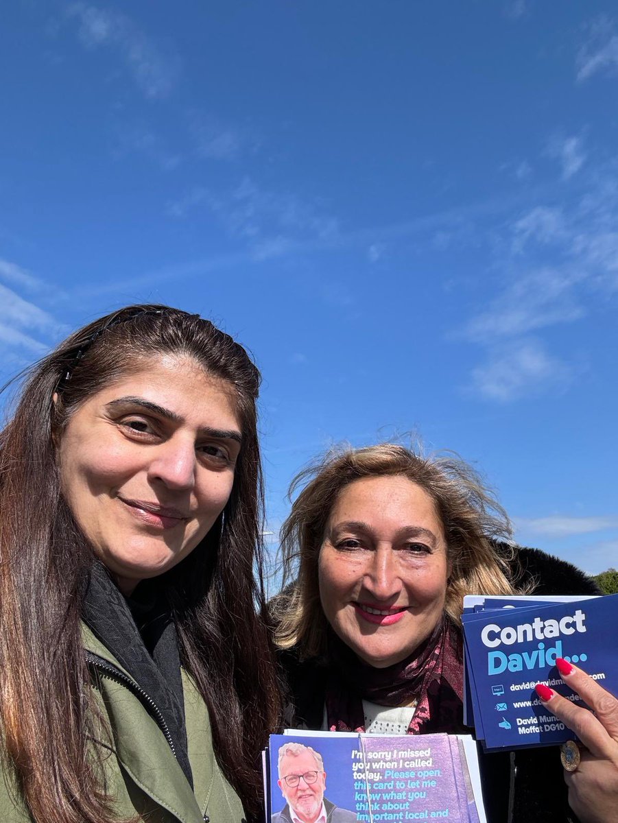 Great to be campaigning with @ScotTories for @DavidMundellDCT in Lockerbie. People of Lockerbie are fed with the SNP and their focus on independence, ignoring what matters to people.