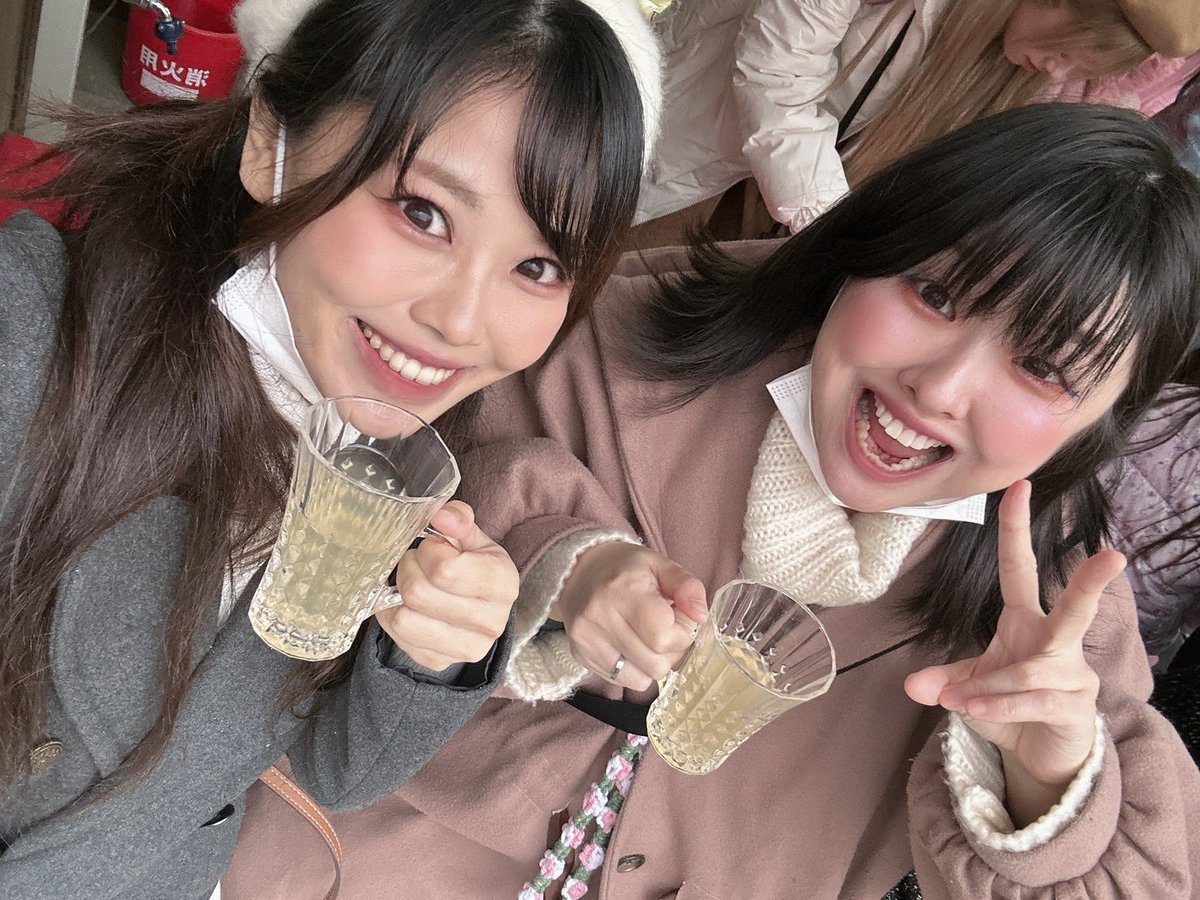 みなさん…ももさんがスケジュールを組みはじめました。
私も本気で脚本を書かねばなりませんな。
わー！可愛い子にするし幸せにするぞー！
#ももかとぽるん 

写真は初詣のものです。
冬眠してねーわwww
（※このツイートは二重検問を突破しています）