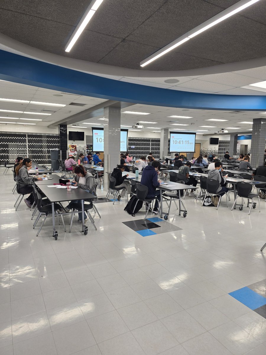 adame25math's tweet photo. AP CALC AB/BC - AP PRECAL - AP STATS MOCK EXAMS - COOGS working for 5s!!! @NISDClark @MrDeMarioCHS @texasteacher68 https://t.co/WUwPuQyafA