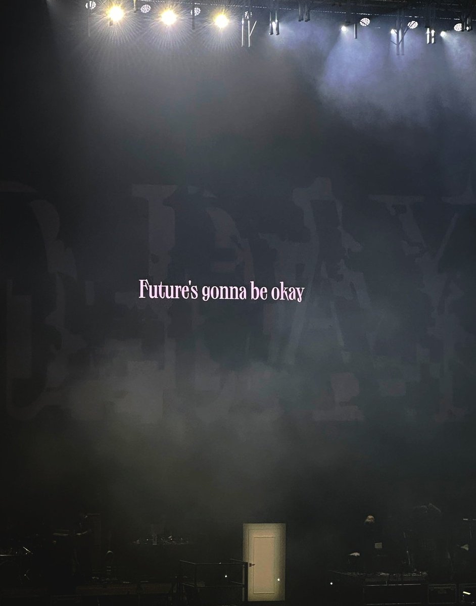 FUTURE'S GONNA BE OKAY #1YearWithDDay