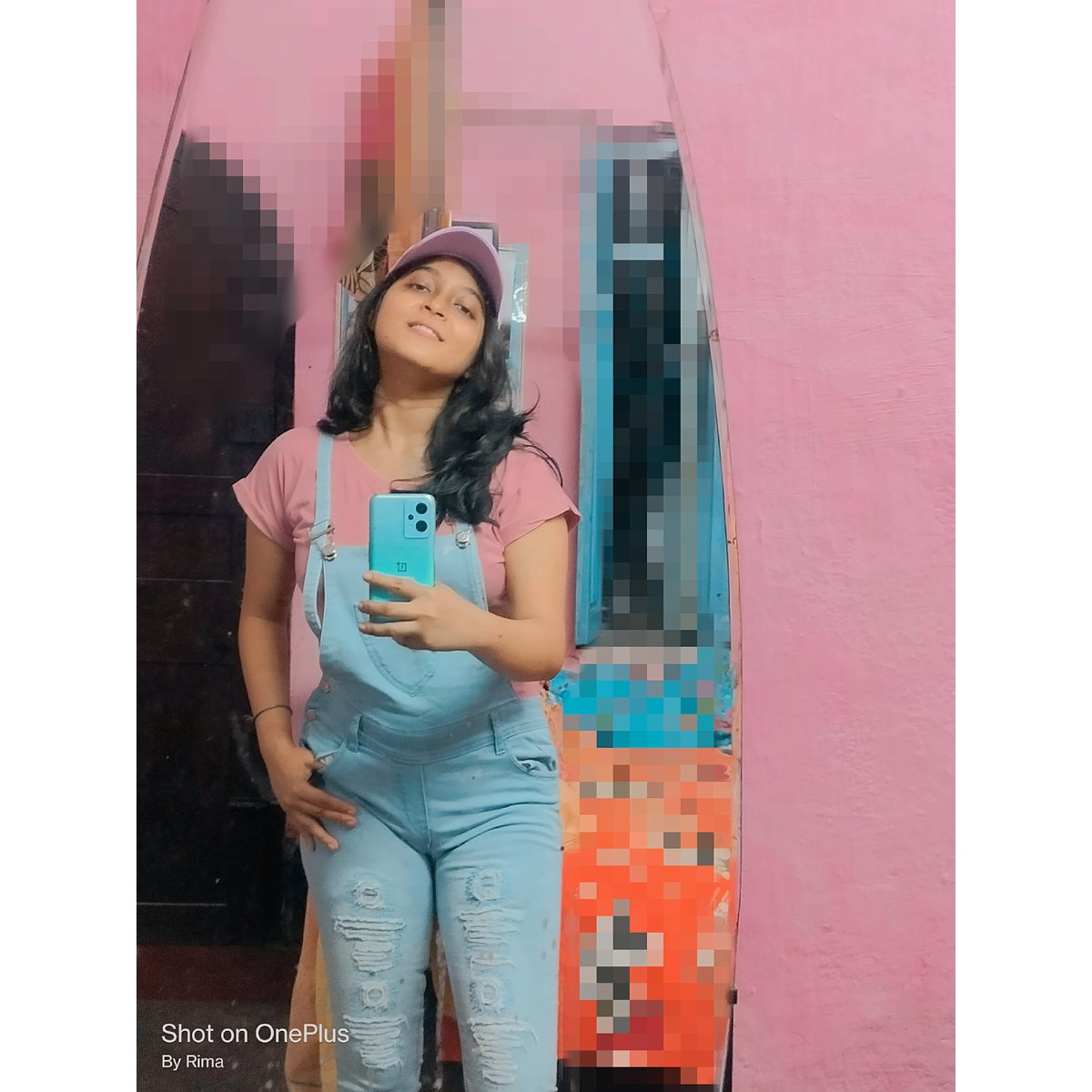 Mirror selfie's game is on pointtt! 🪞🤳🏽
.
.
.
.
.
#mirrorselfie #mirrors #mirrorselfie📷 #mirrorpic #mirror #pose #instagood #instadaily #instagram #instalike #instafaishon #instagramindia #fetured #explore #viralpost #fyp #followforfollowback