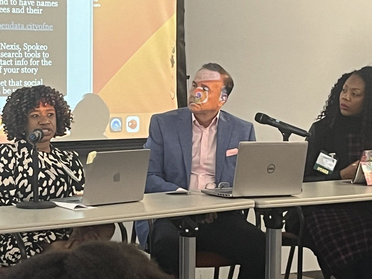 VentonBlandinTV's tweet image. Kudos to my @EWScrippsCo colleague @Avajoye! She moderated a panel at the @NABJ Emerging and Investigative Journalists Summit at @CUNY which another #Scripps colleague @TonyKovaleski, @Jan_Ransom and @cherrigregg as panelists!