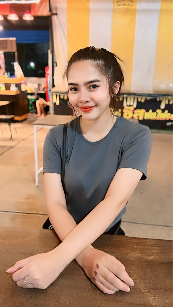 ทำไมกรุงเทพร้อนจัง 🥵 #ชอบผู้หญิง #เลสเบี้ยน