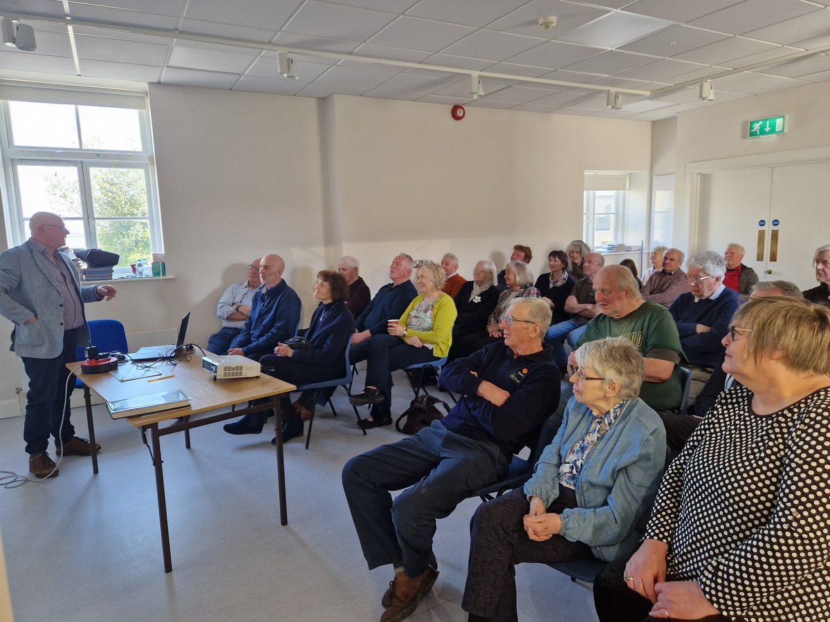 A full house, fantastic stories & memories of the pioneering Archaeological Survey of Co #Donegal with Dr Brian Lacey @donegalcouncil @NationalMons @NMIreland @Archaeology_Irl @IAIarchaeo @archaeologyEAA @HeritageNPM @DonegalDaily @DonegalCoArchiv @DonegalLibrary @govisitdonegal