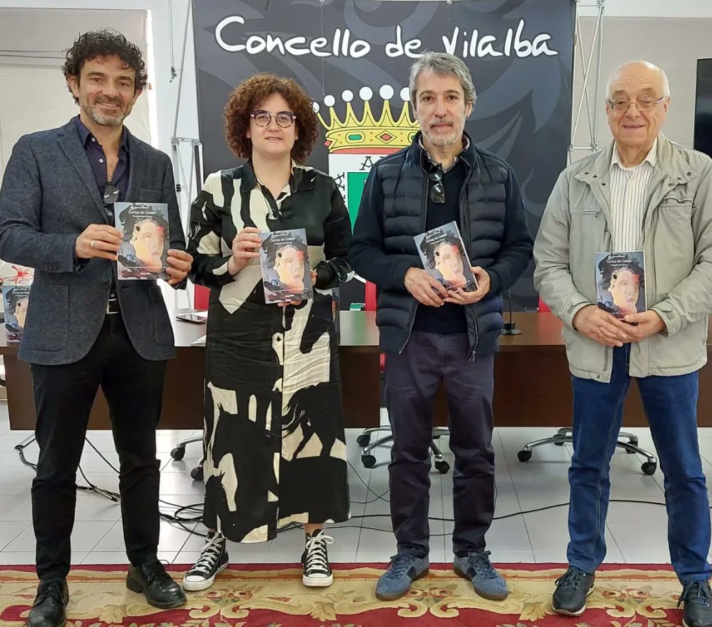 Hoxe, en @ConcelloVilalba. Xurxo Alonso presentou o seu premiado libro de poemas CARTAS DE CONXO. Versos intensos, conmovedores, coa memoria indispensable do 36, ese pasado incómodo...