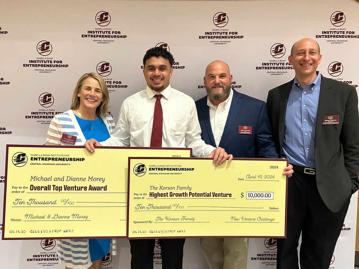 🏆💰 Congratulations to two @CMUAthletics student-athletes: @cmu_football player Lawai'a Brown and @cmubaseball player AJ Kostic, who both earned awards and prize money at the @CMUniversity New Ventures Challenge last night! Brown (pictured) earned $20k and first place for his…