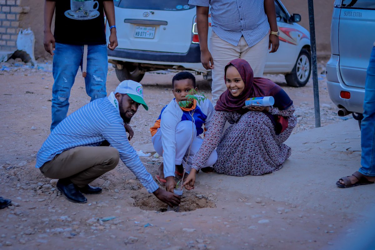 ghmsomalia's tweet photo. Last Thursday we’ve gifted 100 trees to #Laascaanood Greening Committee to contribute to the efforts of making the city greener and cleaner under the theme #GeedBeerDhaxalReeb https://t.co/bpEMMKVxMT