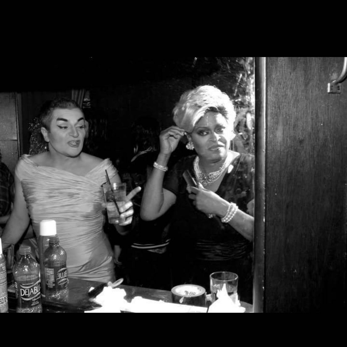 Marke B. tweet media