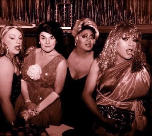 Marke B. tweet media