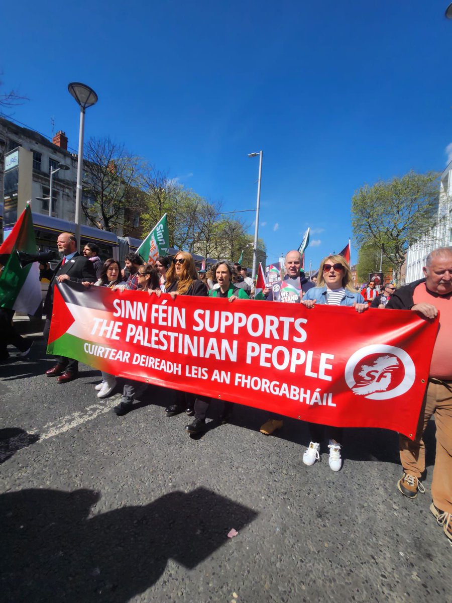 We must not stop talking about Palestine! Marching with thousands today, in Dublin calling with one voice for a ceasefire now!🇵🇸 Saoirse don Phalaistín ✊🏼