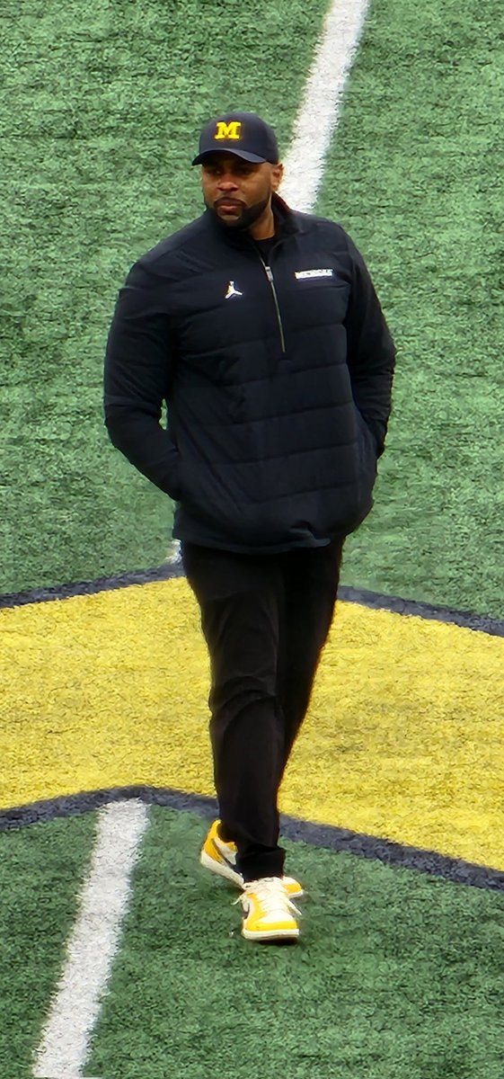Bighouse2323's tweet photo. Ready for team 145!! #ReigningAndDefending #NationalChamps #GoBlue https://t.co/ndgDfDSlUe