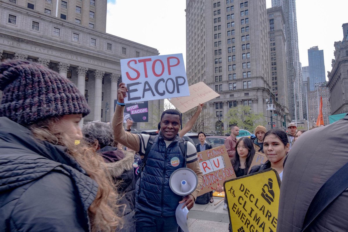 hillarytaylorvi's tweet photo. @POTUS it’s time for politicians and policy makers to act and fix this climate crisis. no more greenwashing! #climateactionsnow
#endfossilfuels
#stopeacop https://t.co/HyfvI5c3tl