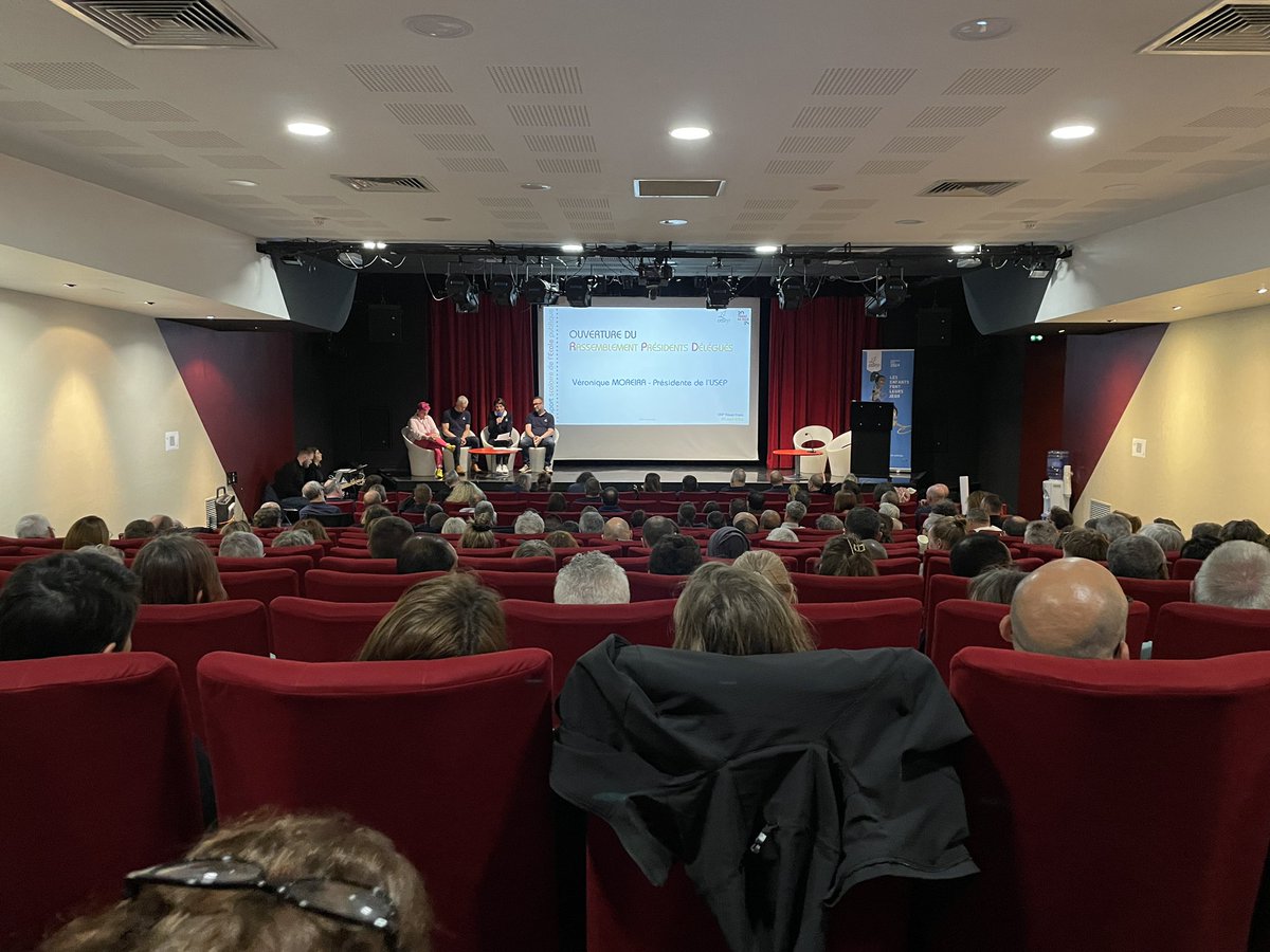 USEP59's tweet photo. Rassemblement des Président-e-s &amp; délégué-e-s USEP.
✅ @USEP59 
✅ crusep HdF
Bons travaux ! @usepnationale 
#sportscolaire #ecolepublique #RPD https://t.co/UK68R8CImg