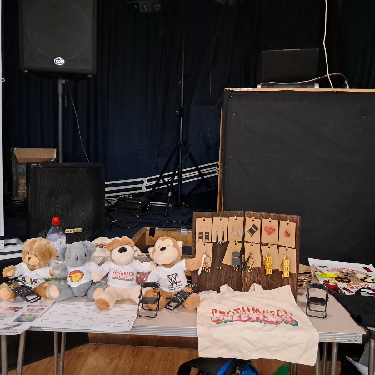 All set up ready for @Infinite_Promo come and say hello to the wrestle teds