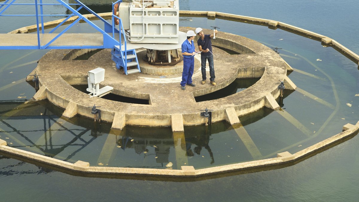 #AlAire <a href="/enfinw969/">enfinw</a> | El ingeniero Arnolfo, nos habla sobre el tratado del agua en #CDMX 

¿Cómo realizar un buen tratamiento del agua?

Sintoniza a  @MaryCarmenLara_  y <a href="/LopezElizondo11/">Iván “Pollo” Elizondo</a> 
Por el 96.9 FM y 900 AM o #EnVivo bit.ly/3DUHpws
