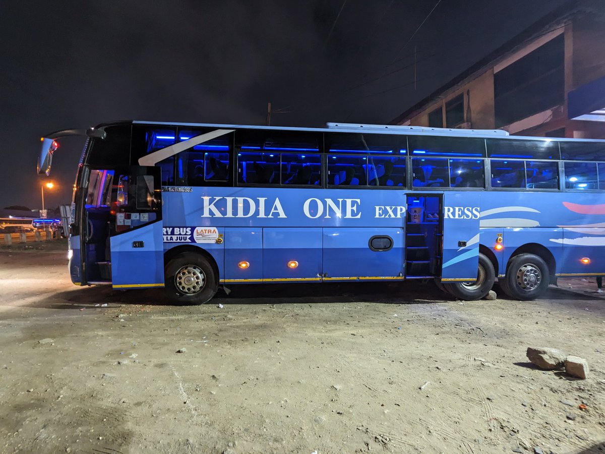 SChingati's tweet photo. Kidia one express is the best coach when travelling from #nairobi  to #daressalam. Good customer service, professional crew, onboard washroom, snacks served on board, etc.

https://t.co/CiJClbNvB0

#busadventure #bustravel #kenya #Tanzania #buses https://t.co/fhnq5vrPIv
