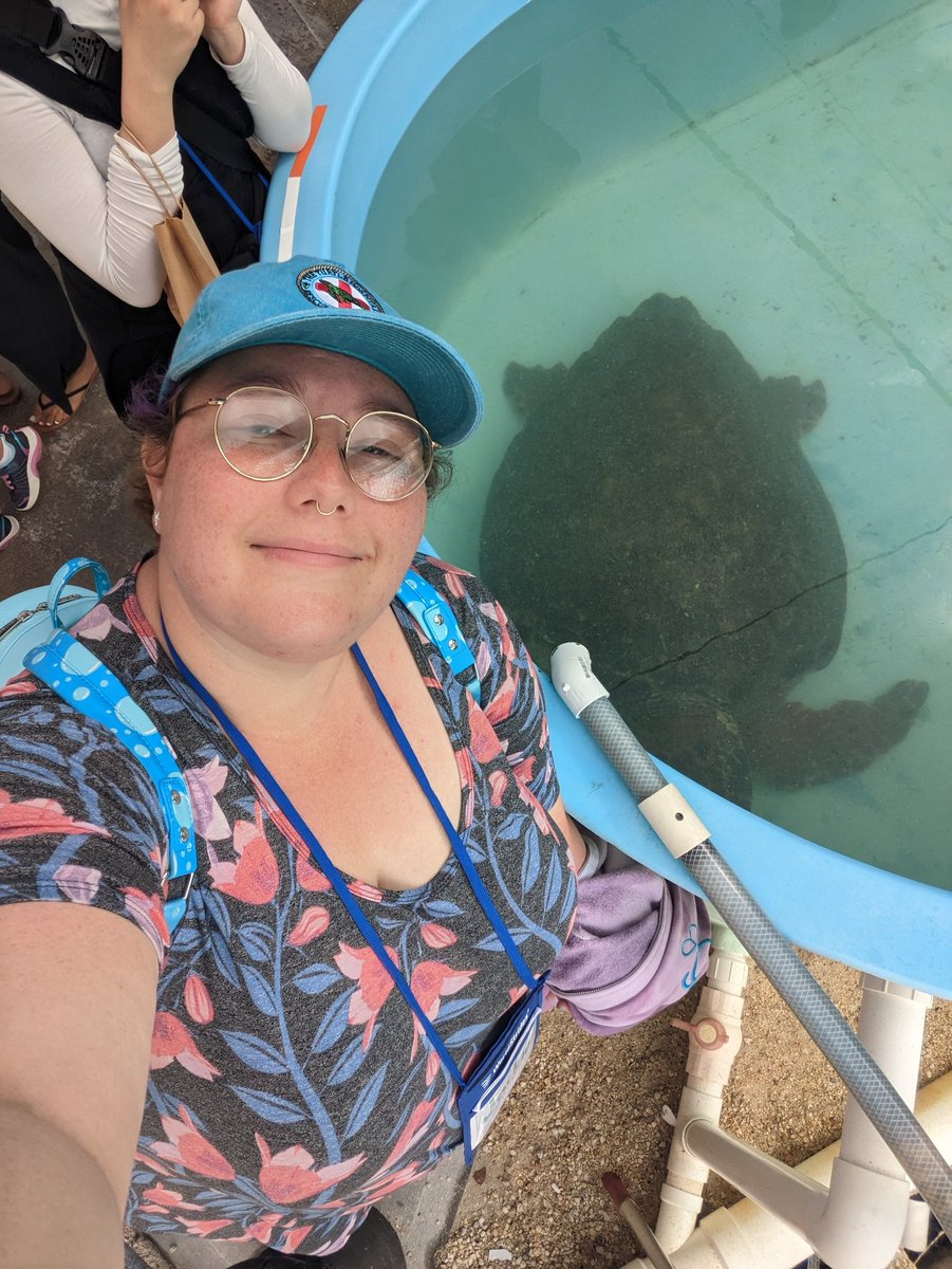 Visiting the sea turtle hospital in Florida last year was one of many life changing memories from our cross country field trip. The water on our planet is so precious to all our organisms. #GlobalSelfie