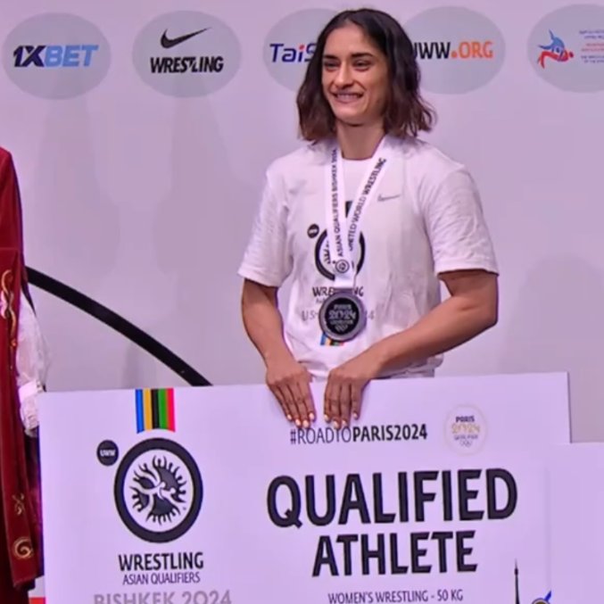 Seeing @Phogat_Vinesh smile after winning the Olympic quota was genuinely heartwarming...especially considering what she's gone through. 2023 was hell for her: death threats, sleeping on dusty sidewalks, being beaten and arrested by the police, public humiliation, false promises