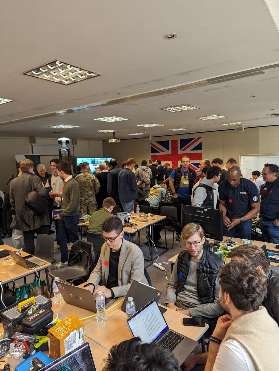 We are now four hours in at the London Defence Tech Hackathon 2024 where 100+ young engineers plus UK and UKR military personnel and VCs are solving the toughest frontline problems 🇺🇦🇬🇧

<a href="/apollo_defense/">Apollo Defense</a> <a href="/skyralgroup/">Skyral</a> <a href="/NATO/">NATO</a> <a href="/DefenceHQ/">Ministry of Defence 🇬🇧</a> <a href="/StartupCltn/">Startup Coalition</a> @lambda_automata
