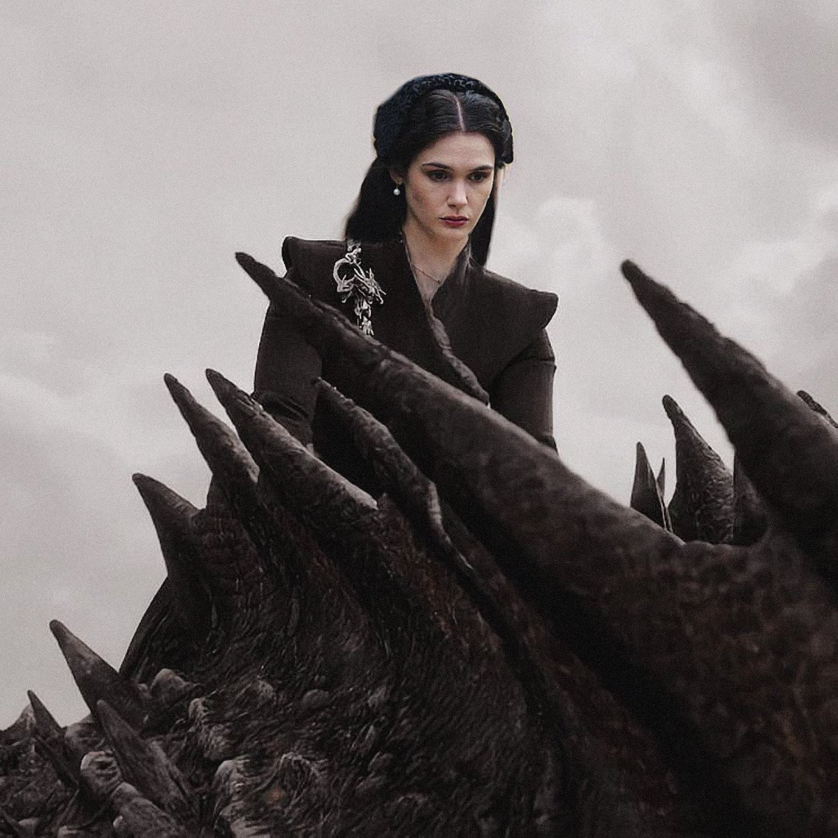 xpeppermintx109's tweet photo. new profile pic of Shaera riding Nūmio courtesy of Lizzy (@dragontheofhouse on tt) :,) https://t.co/INUZfO4Njp