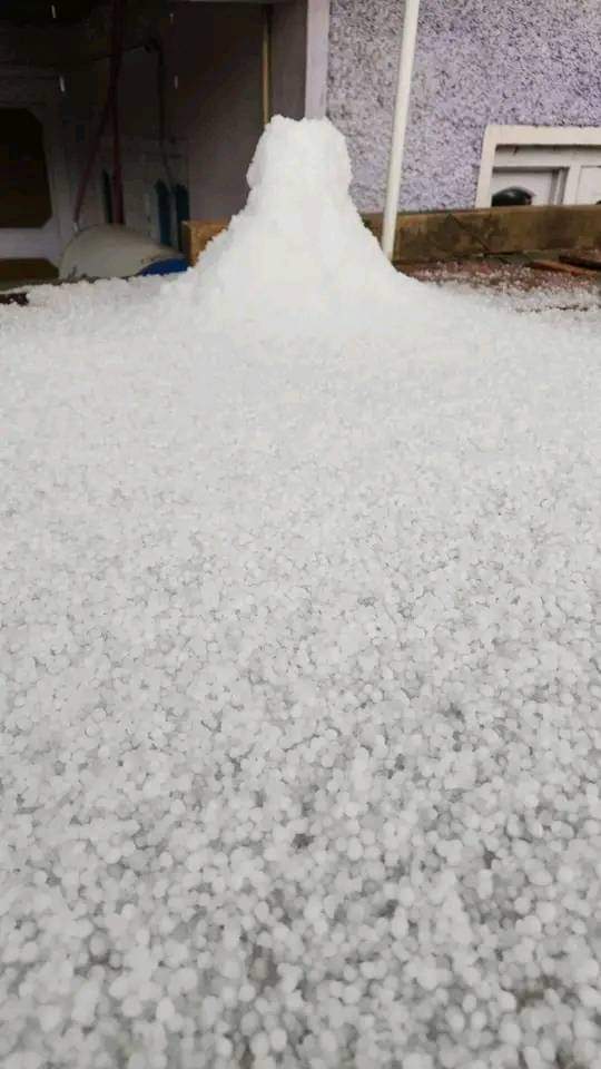 #FLASH |Hailstorm hits many villages in dist shopian