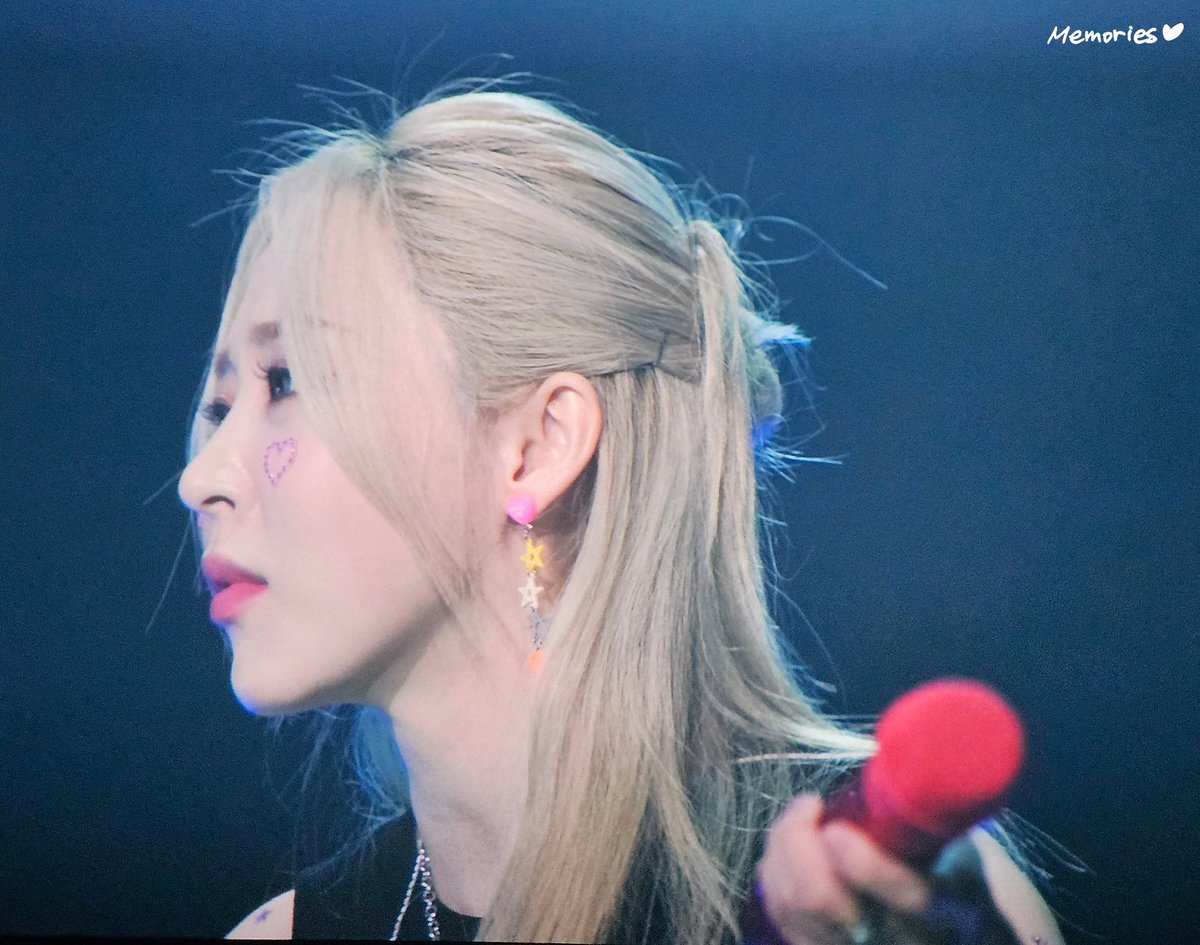 240420 홍콩 문별콘서트 프리뷰 미모 무슨일.......💙 #마마무 #문별 #MAMAMOO #MOONBYUL #byul_muse