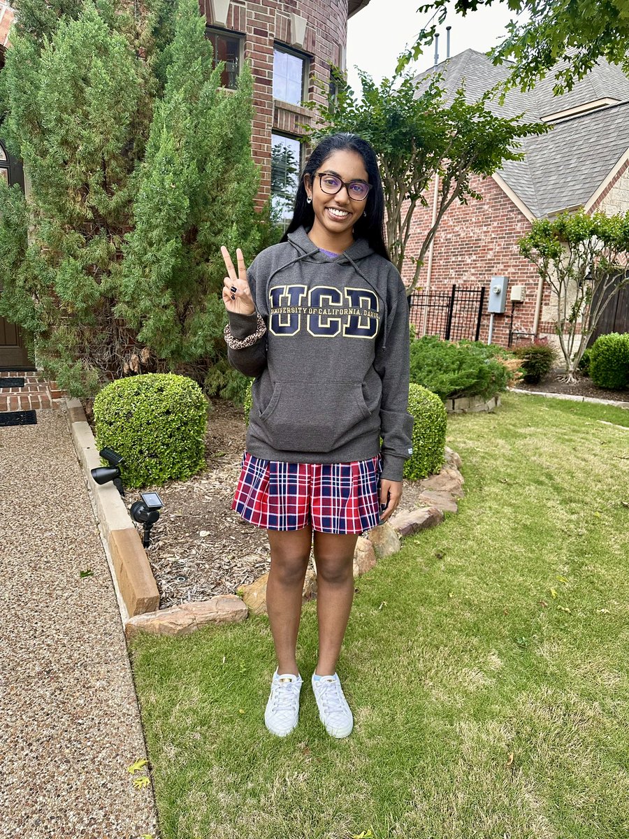 So excited for my daughter going to UC Davis College of Biological Sciences this fall. Class of 2028 #New2UCDavis #AggieParent @ucdavis @Chancellor_May