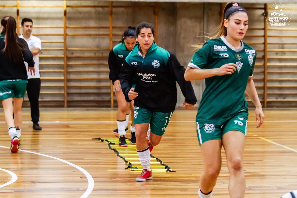Futsal Santiago Wanderers tweet media