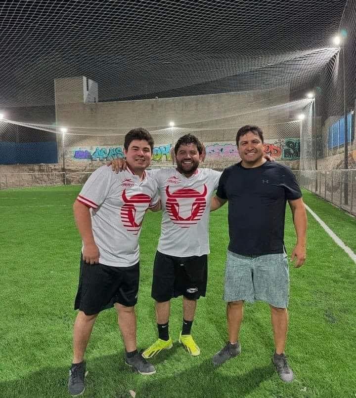 corridosybandas's tweet photo. Mi morra: después del partido no te vayas a quedar a tomar
Mi equipo: https://t.co/3amUyTVB2u