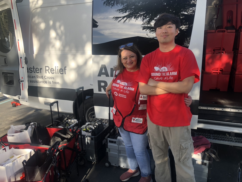 Sound the Alarm is under way in Rancho Cordova, Ukiah and Roseville! Thank you to the volunteers and first responders who are with us to install free smoke alarms!